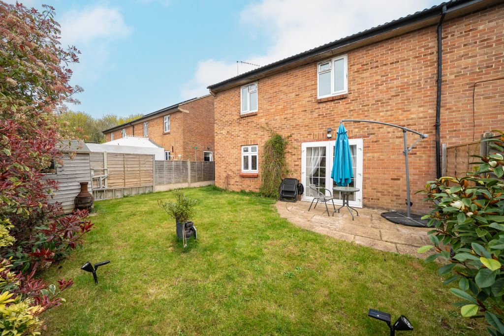 Property photo 2 of 20