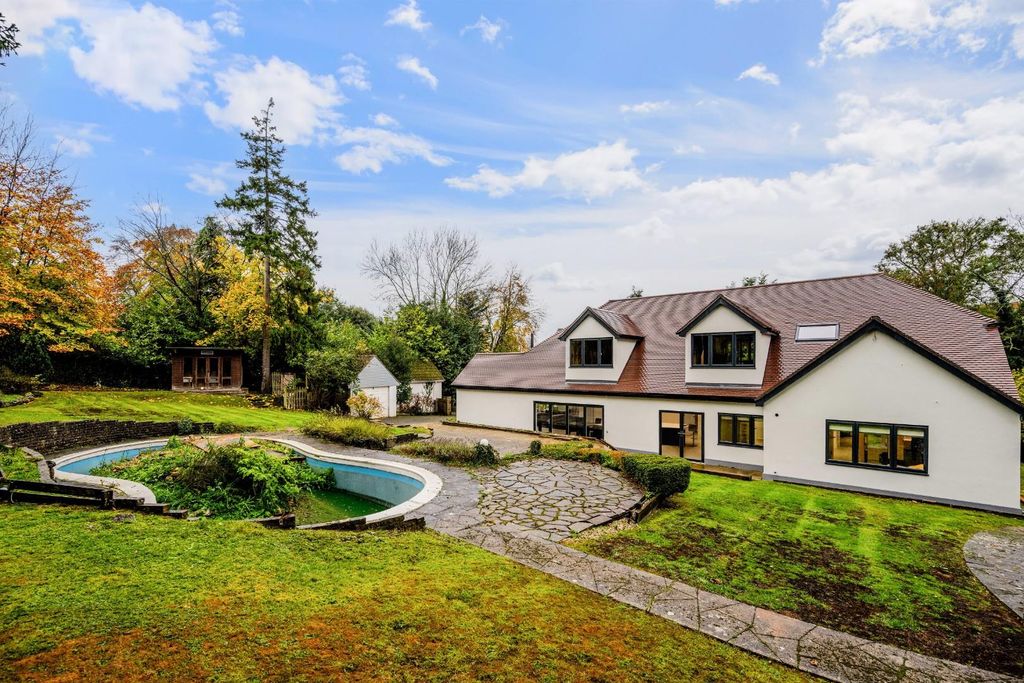 Additional image 19 of 6 bed property for saleHazelwood Lane, Chipstead, Coulsdon CR5