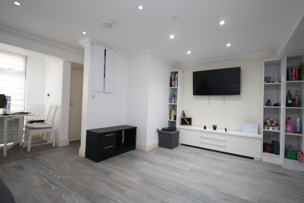 Property photo 1 of 25 Img_2908