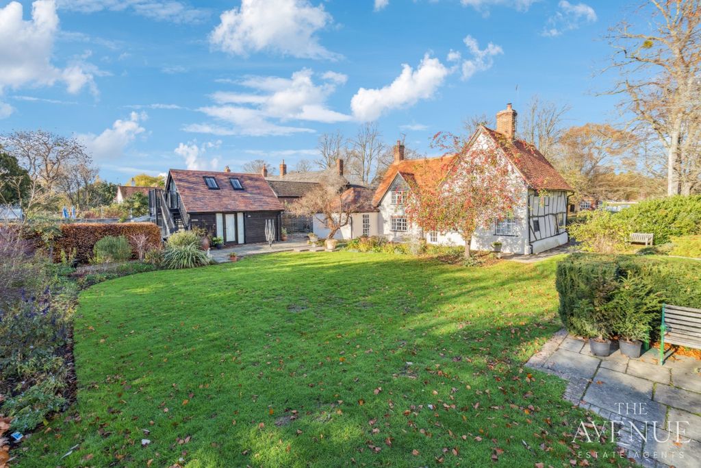 Property photo 2 of 26 4639834