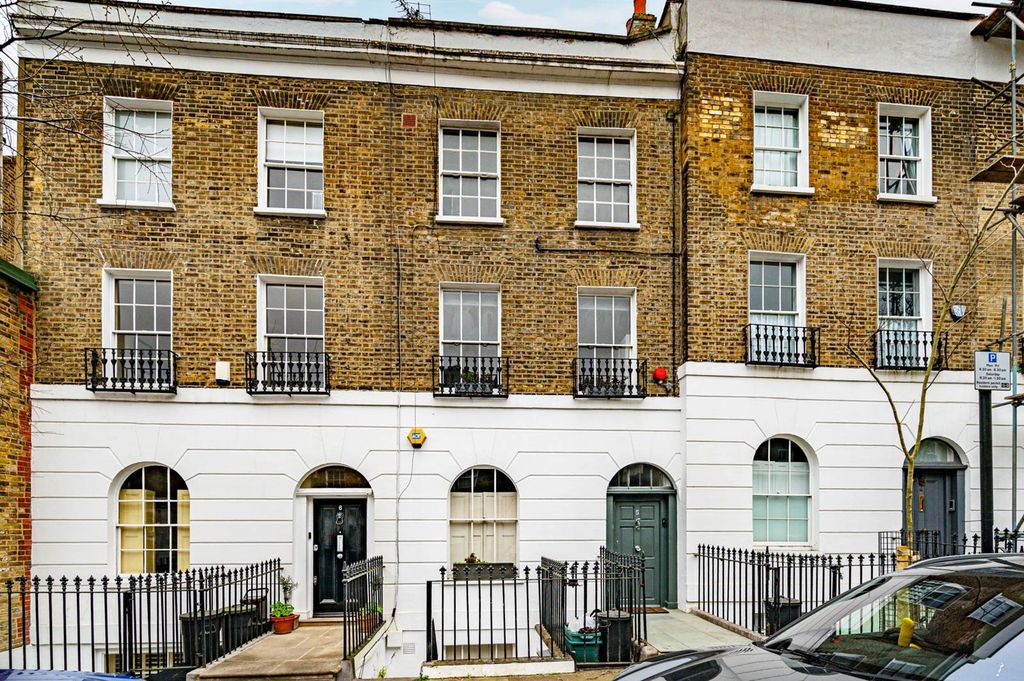 Property photo 3 of 13