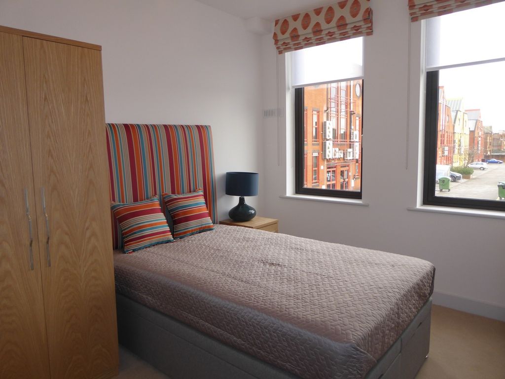 Property photo 3 of 5 Bed