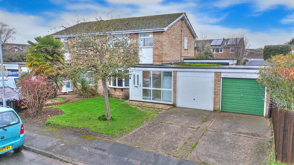 Property photo 1 of 12 Untitled Design.Png