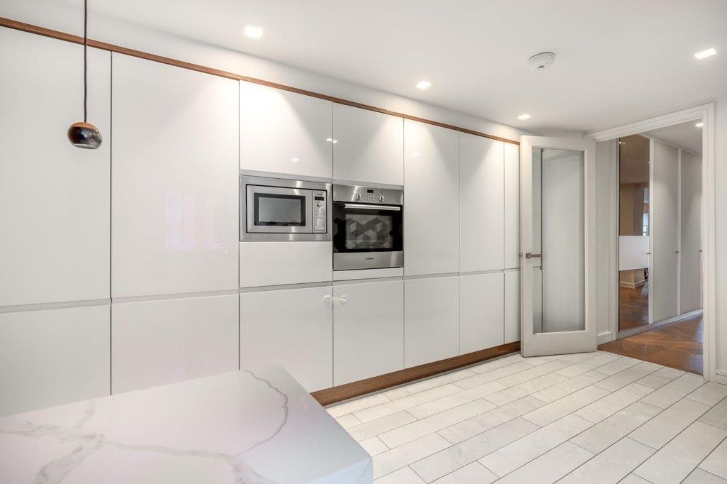 Property photo 3 of 10 Picture No. 04