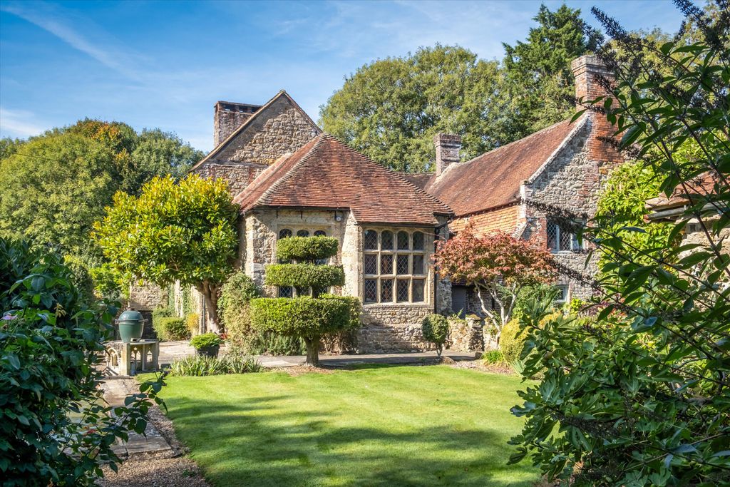 Property photo 2 of 35 Image