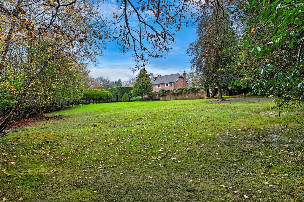 Property photo 1 of 33