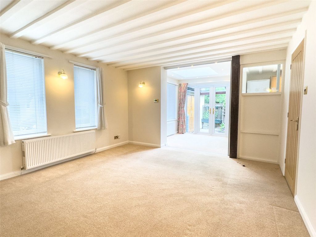 Property photo 3 of 32 Living Room