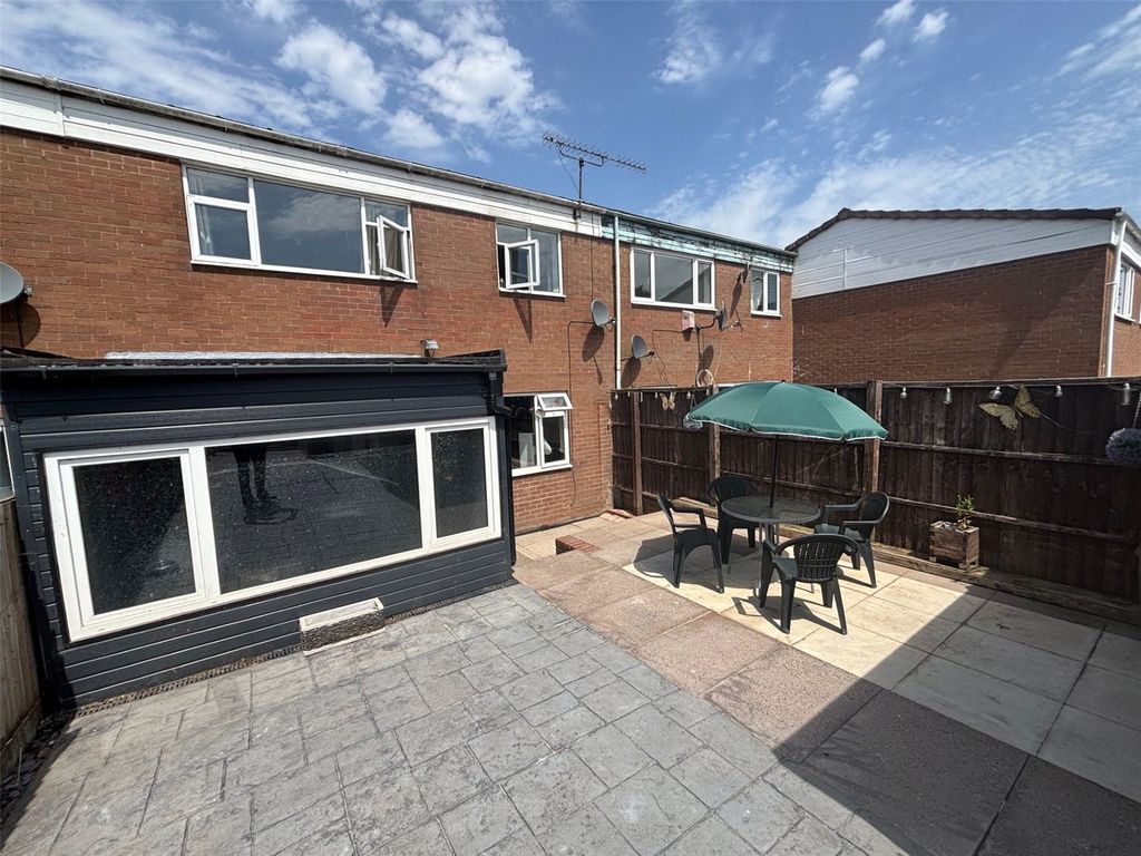 Property photo 2 of 18 Picture No. 17