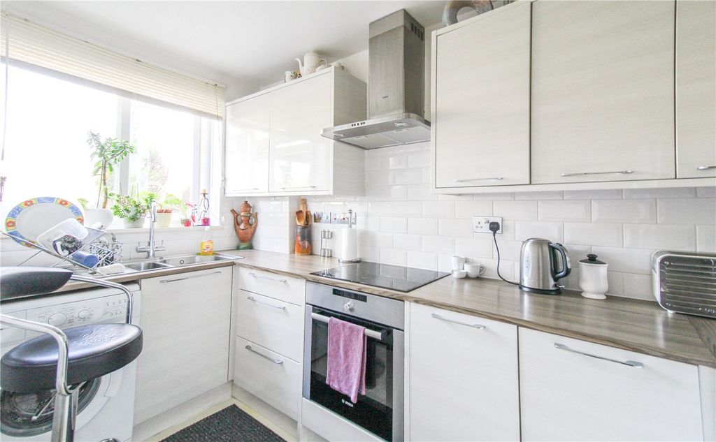 Property photo 2 of 10 Picture No. 04