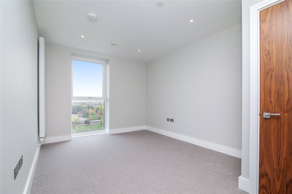 Property photo 2 of 9 Picture No. 07