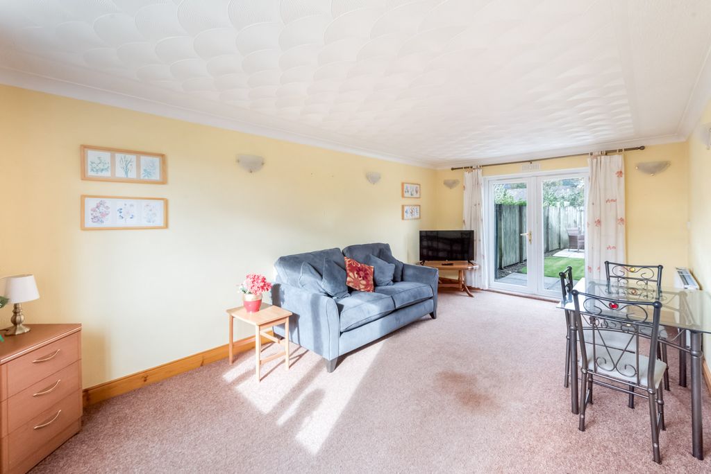 Property photo 2 of 29