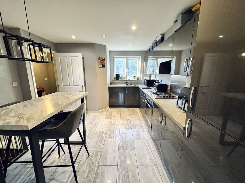 Property photo 2 of 14 Img_4355