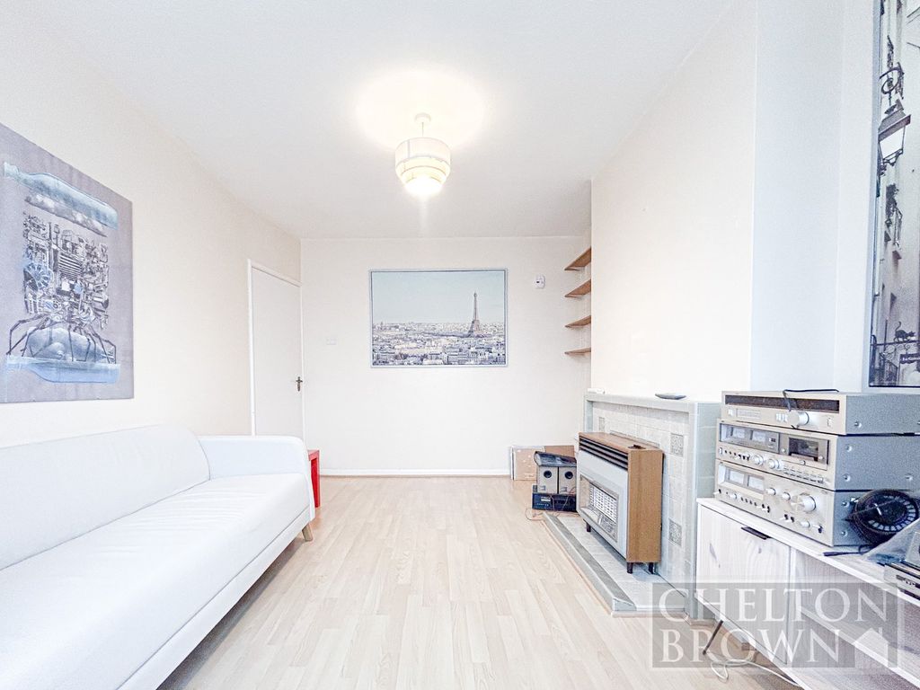 Property photo 2 of 27 Living Room