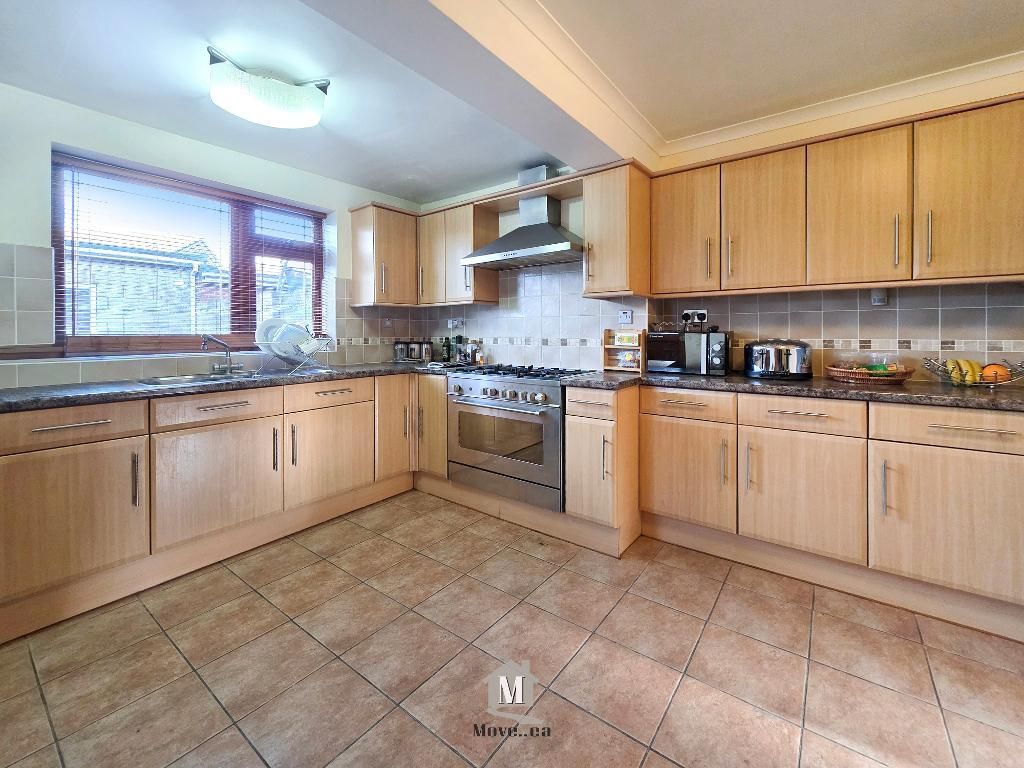 Property photo 3 of 14 Photo 3