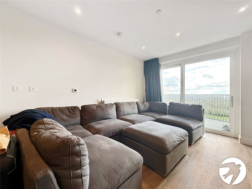 Property photo 3 of 14 Living Area