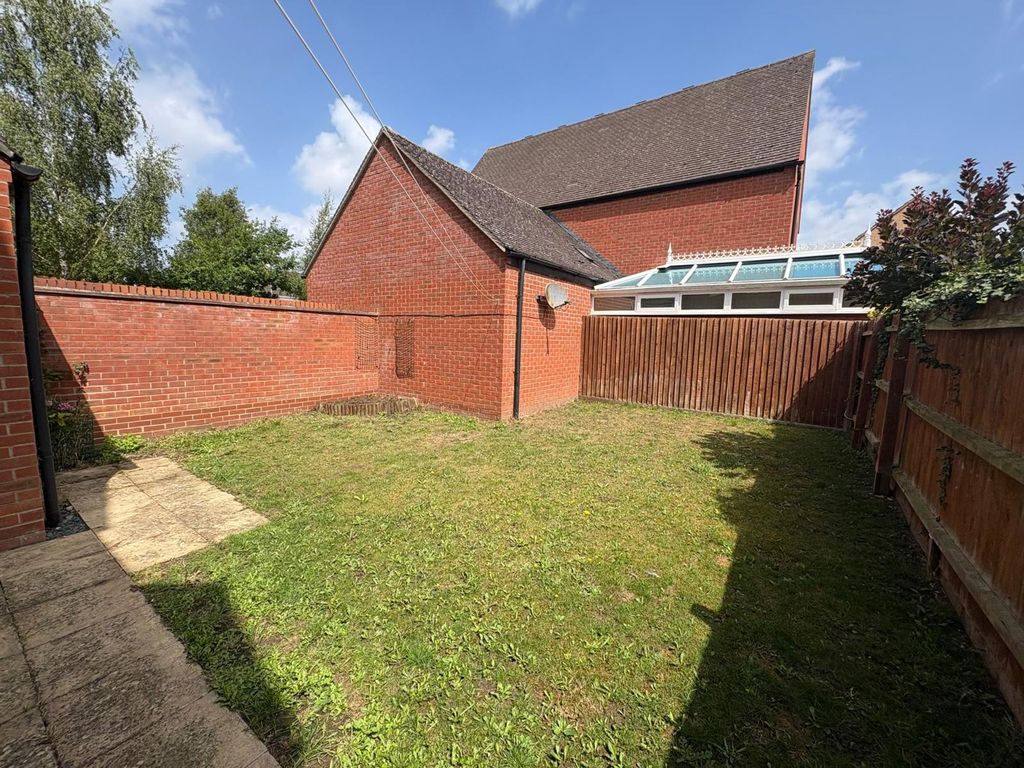 Property photo 2 of 10