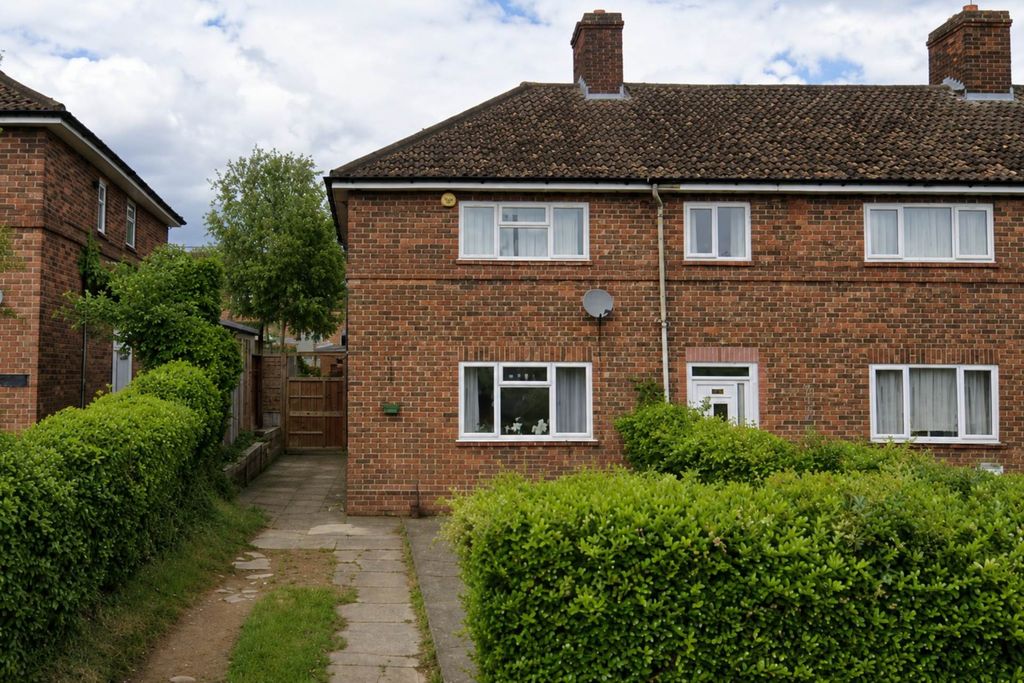 Property photo 1 of 2