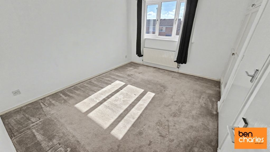 Property photo 3 of 6 Picture No. 17