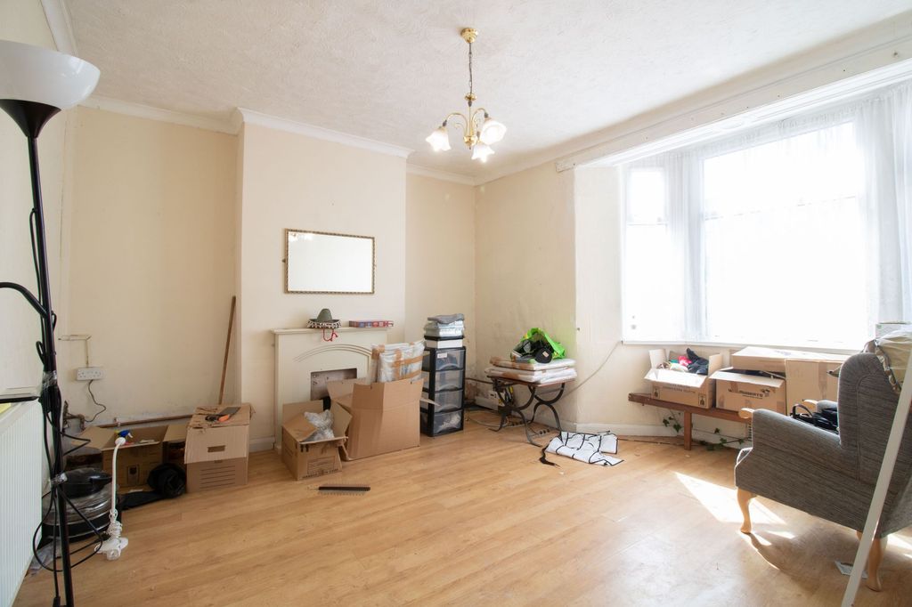 Additional image 5 of 3 bed flat for saleDanygraig Road, Risca NP11