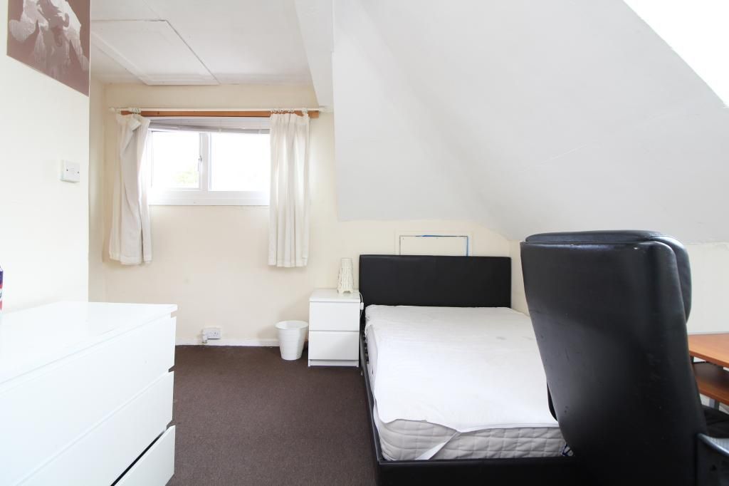 Property photo 1 of 3