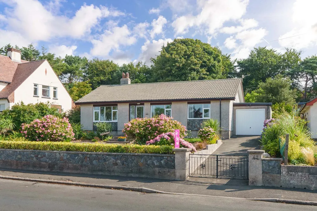 Property photo 1 of 22