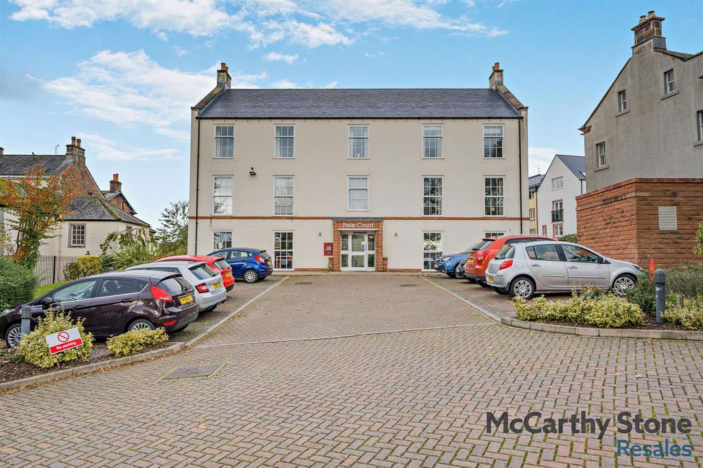 Property photo 1 of 19 8666606-Exterior01-800.Jpg