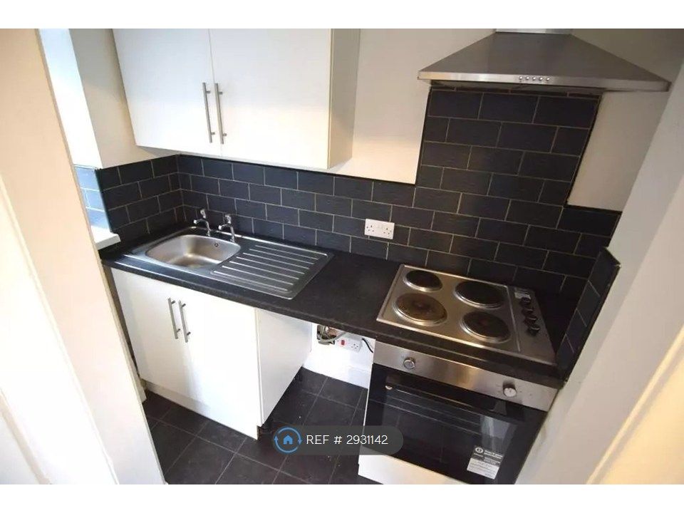 Property photo 1 of 3