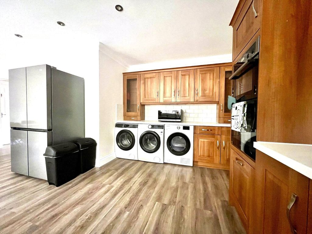 Property photo 3 of 8 Picture No. 03