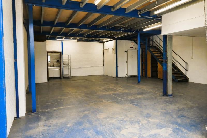 Property photo 2 of 9