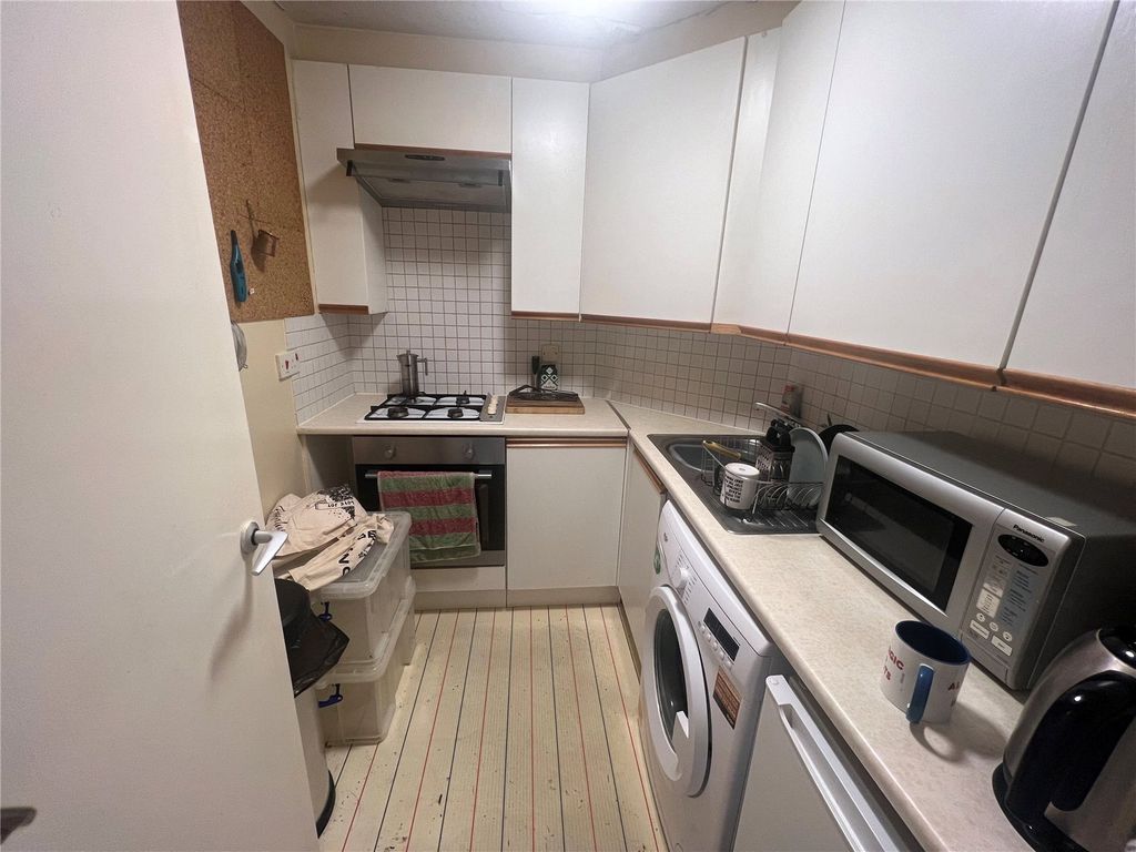 Property photo 3 of 4 Picture No. 02