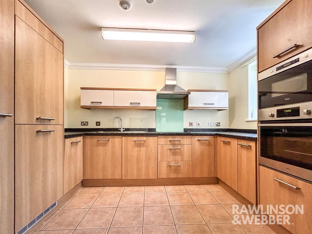 Property photo 3 of 12 Img_1212.Jpg