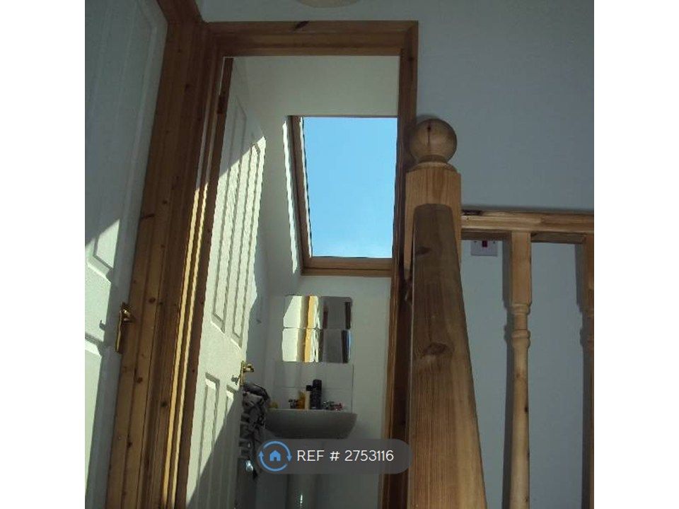 Property photo 2 of 18 Top Floor Bathroom