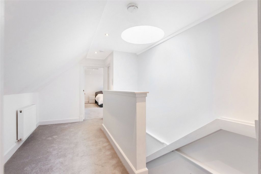 Additional image 10 of 2 bed flat for saleRoseangle, Dundee, Angus DD1