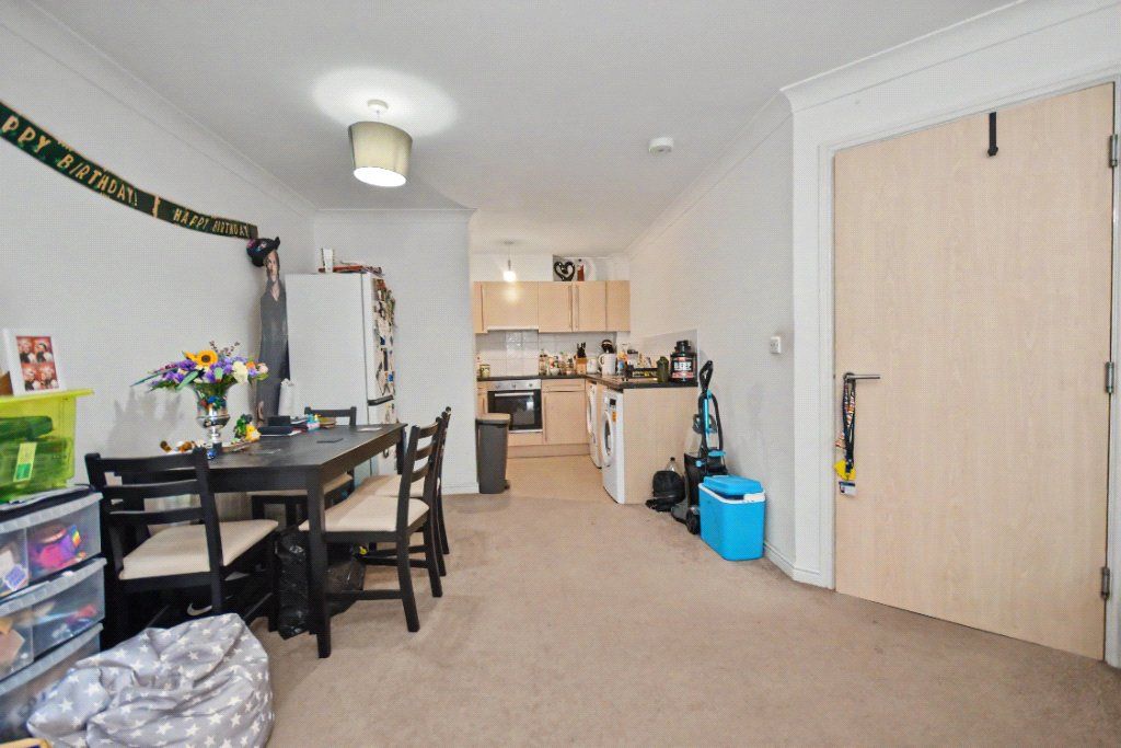 Property photo 3 of 13 Picture No. 02