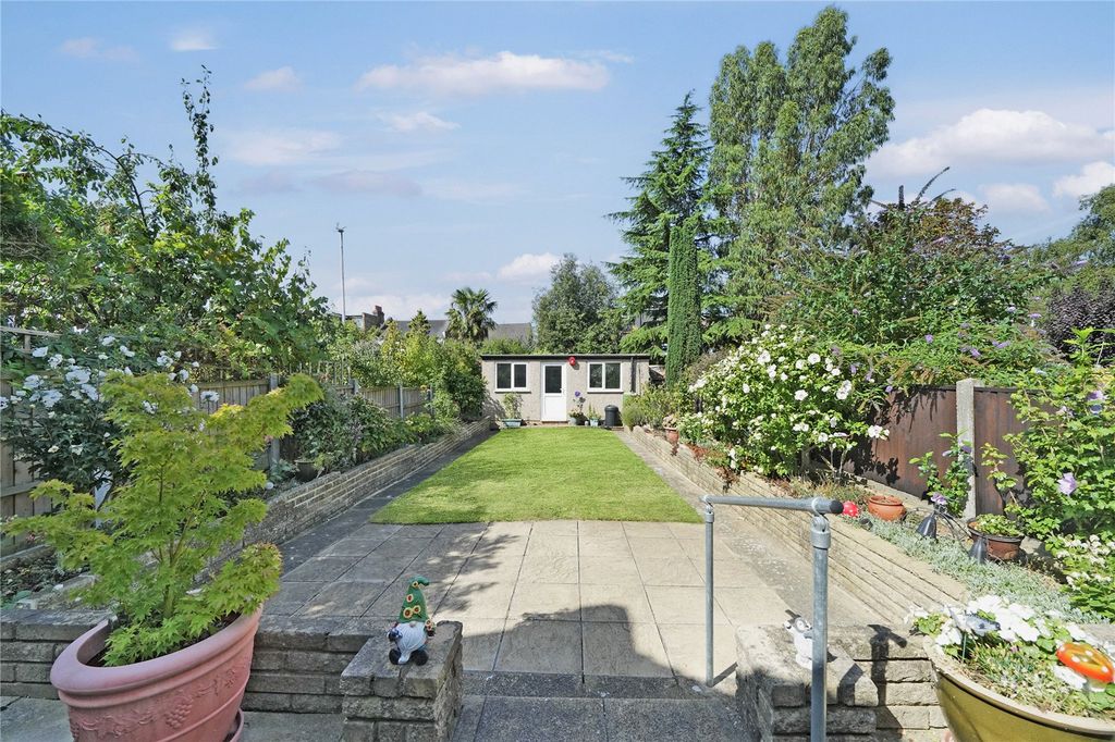 Property photo 2 of 21 Picture No. 05