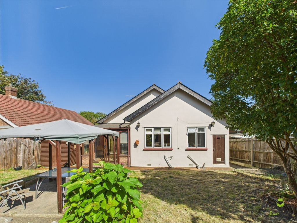 Property photo 2 of 11 Presented By Kevin At Ewemove Bexleyheath And Dart