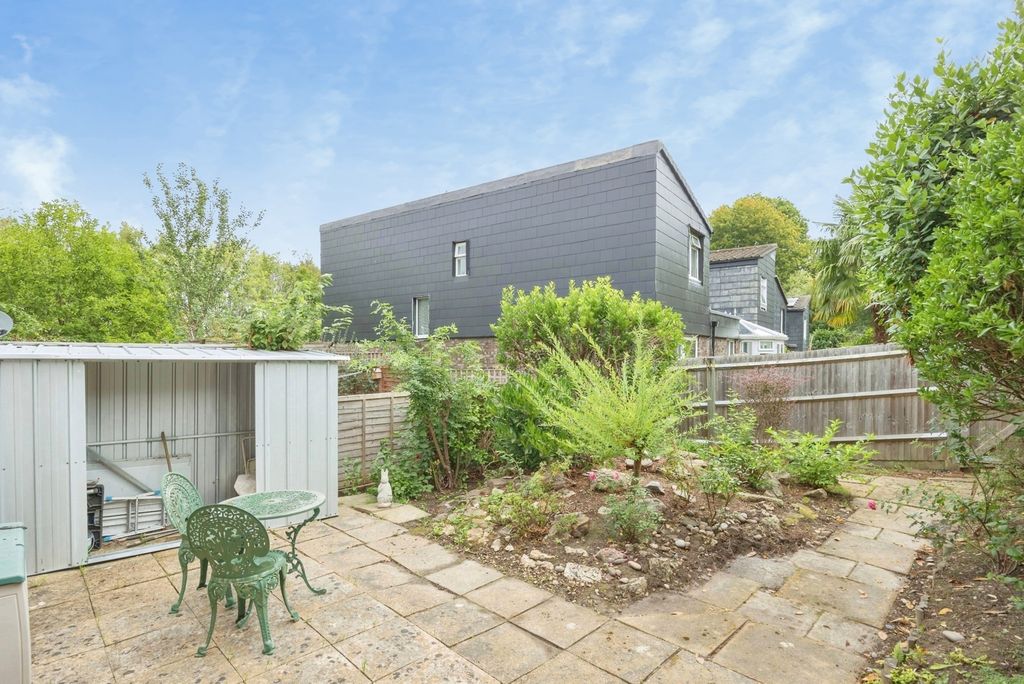 Property photo 3 of 20 Pbox-Img.Jpg