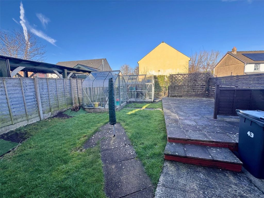 Property photo 2 of 11 Picture No. 04