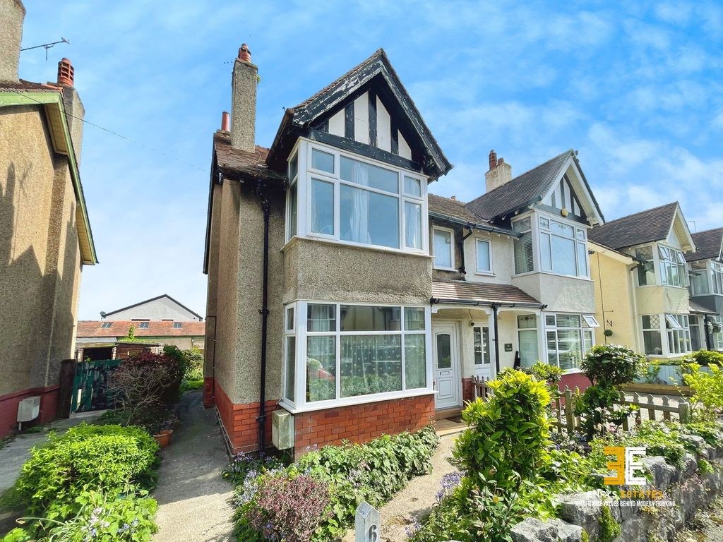 Property photo 1 of 27