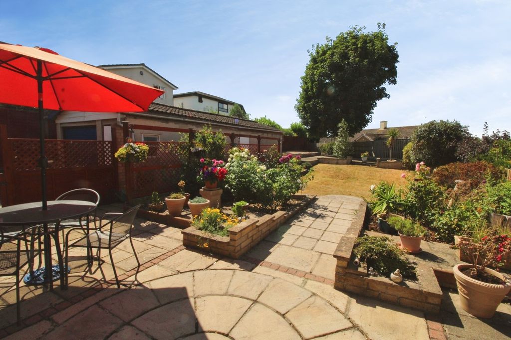 Property photo 2 of 23 Rear Garden