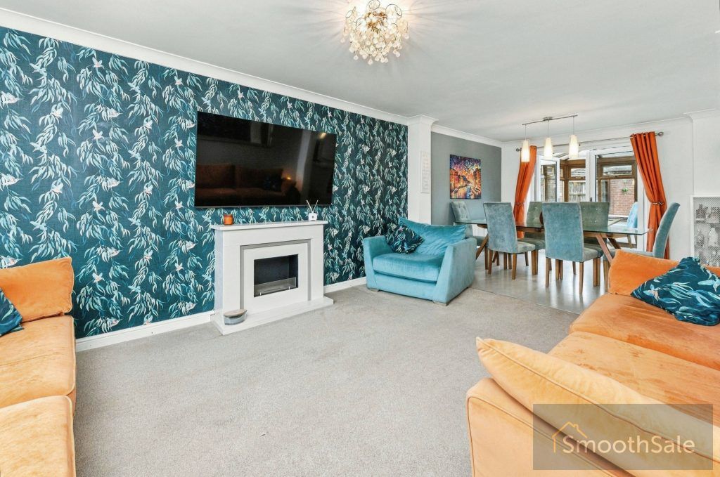 Property photo 3 of 36