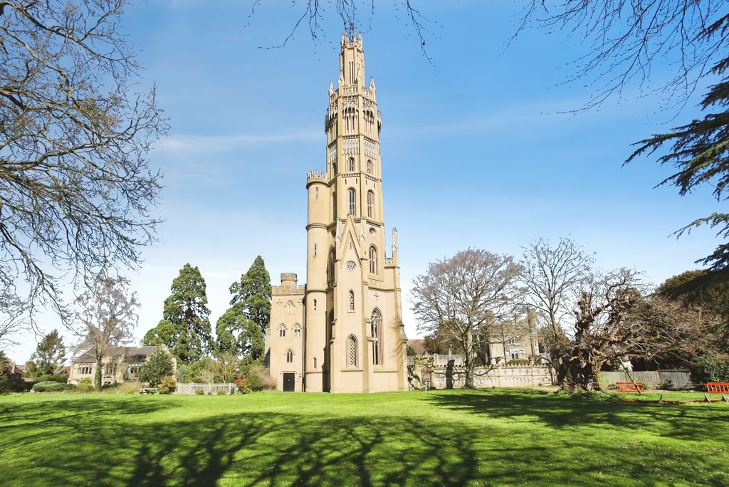 Property photo 3 of 19 Pbox-Img.Jpg