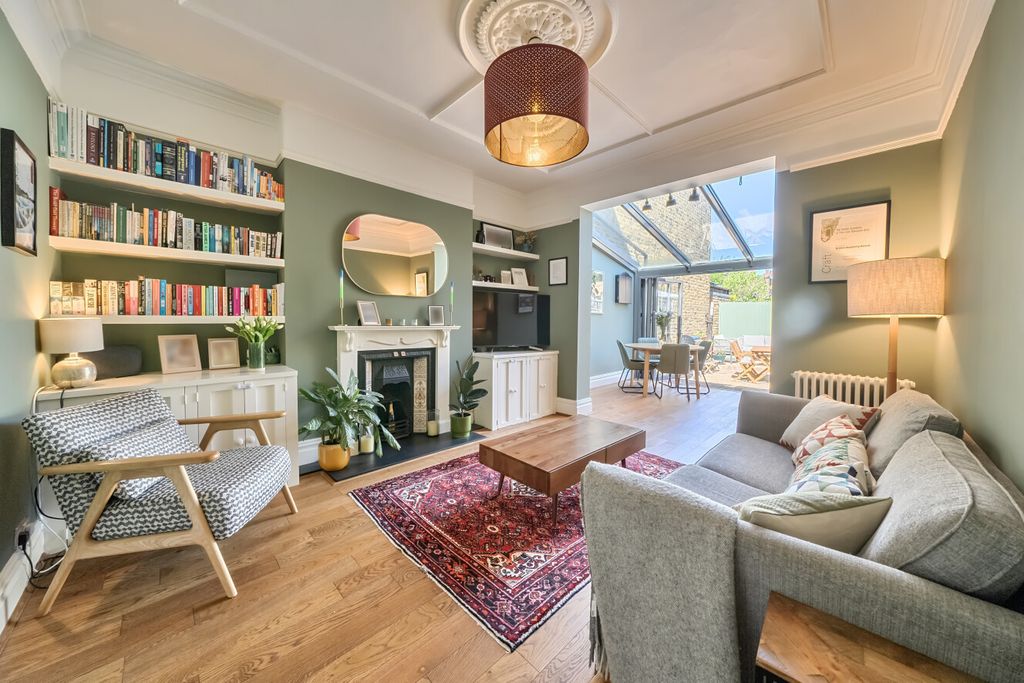 Property photo 1 of 11 1453833-7-69F3729...