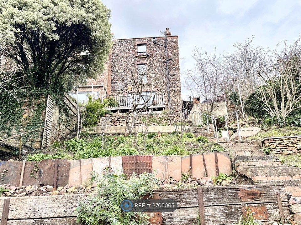 Property photo 3 of 29