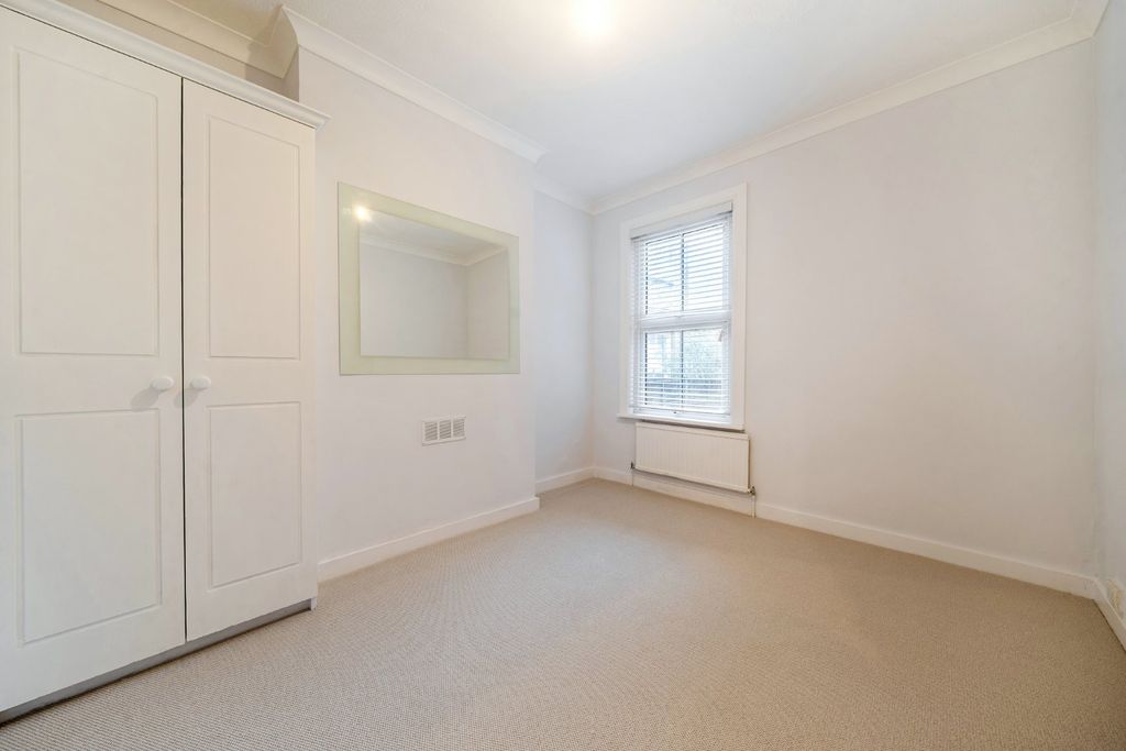 Property photo 3 of 9 Picture No. 12