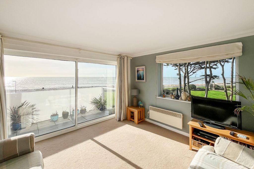 Property photo 3 of 17 Picture No. 40