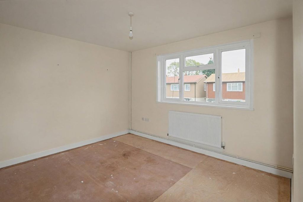Property photo 2 of 4