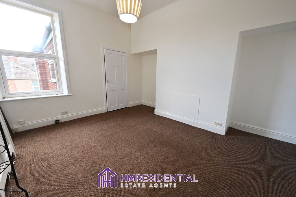 Property photo 2 of 8 Img_1741_5_Original.Jpg