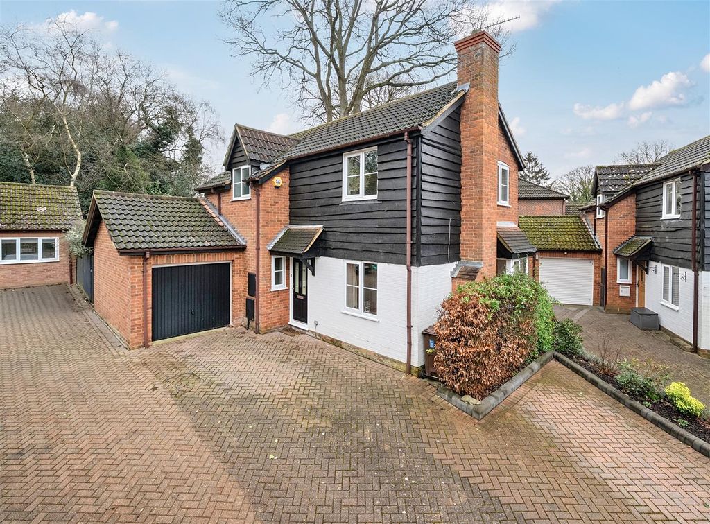 Property photo 1 of 17 Front 2.Jpg