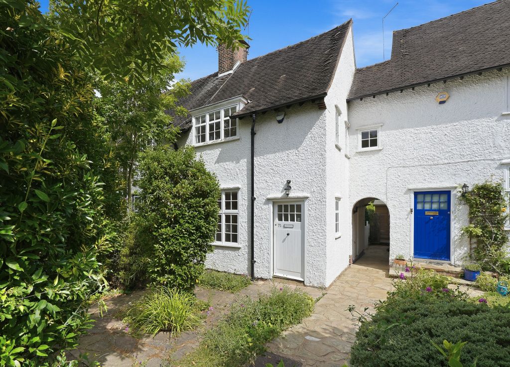 Property photo 1 of 17